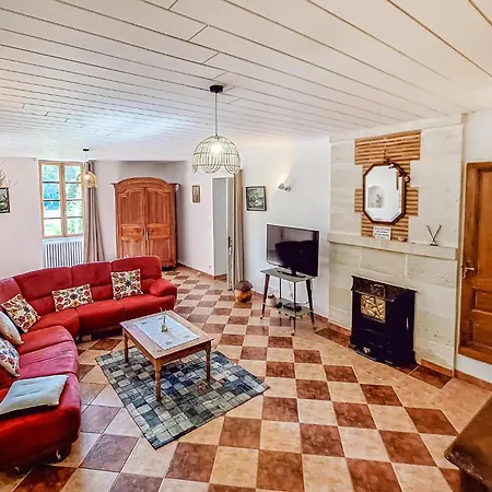 Ferienhaus 5 Bedroom Gorgeous In Sainte-marthe