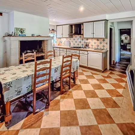 Ferienhaus 5 Bedroom Gorgeous In Sainte-marthe Sainte-Marthe (Lot-et-Garonne)